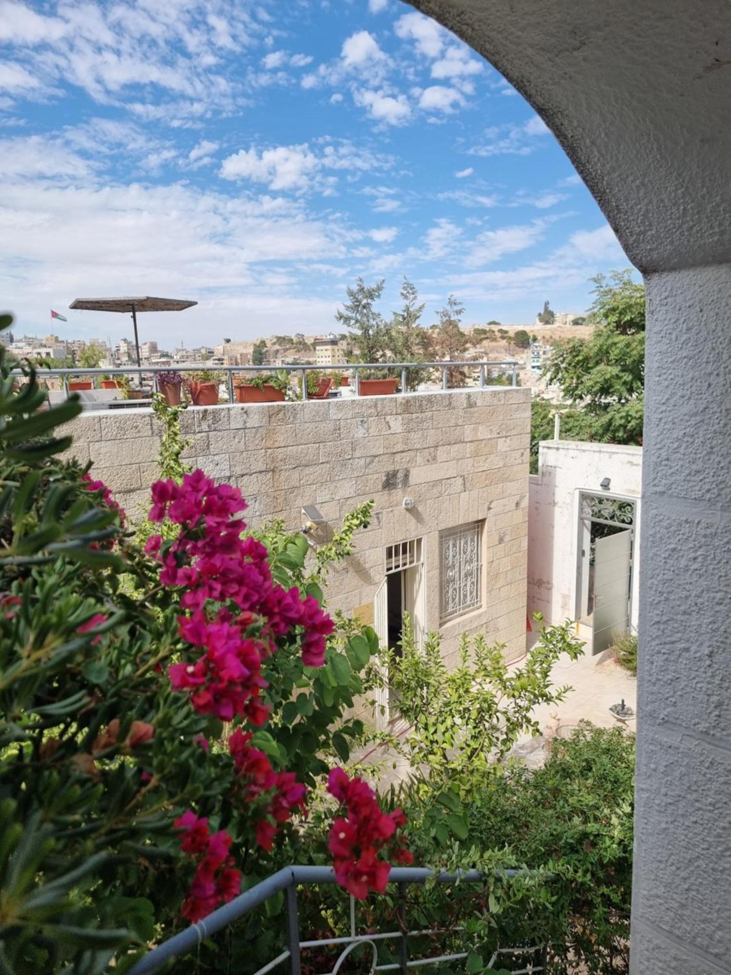 Downtown Living Boutique Apartments Amman Ngoại thất bức ảnh